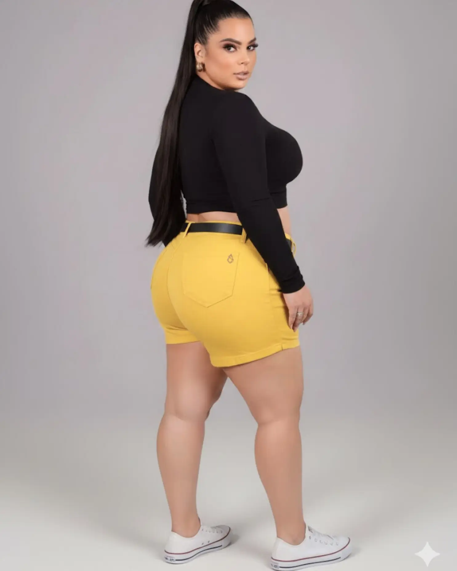 Short Plus Size Amarelo empina Bum Bum + Cinto de Brinde Exclusivo