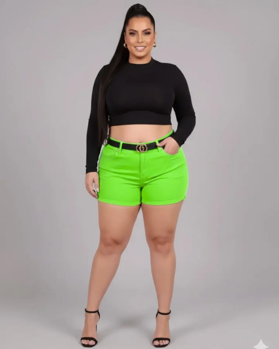 Short Plus Size Verde Vibrante com Tecnologia Empina Bumbum